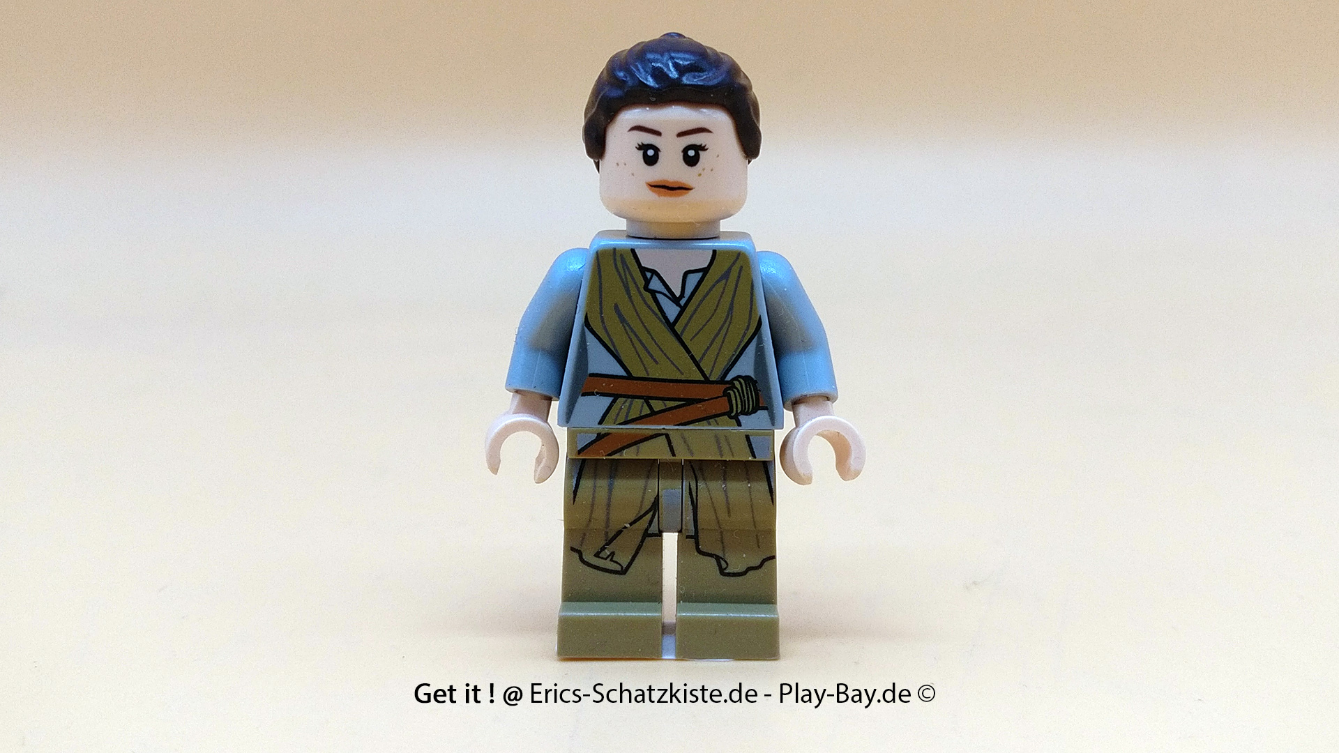 Lego® sw0677 [Star Wars Minifigure] Rey (Get it @ PLAY-BAY.de)