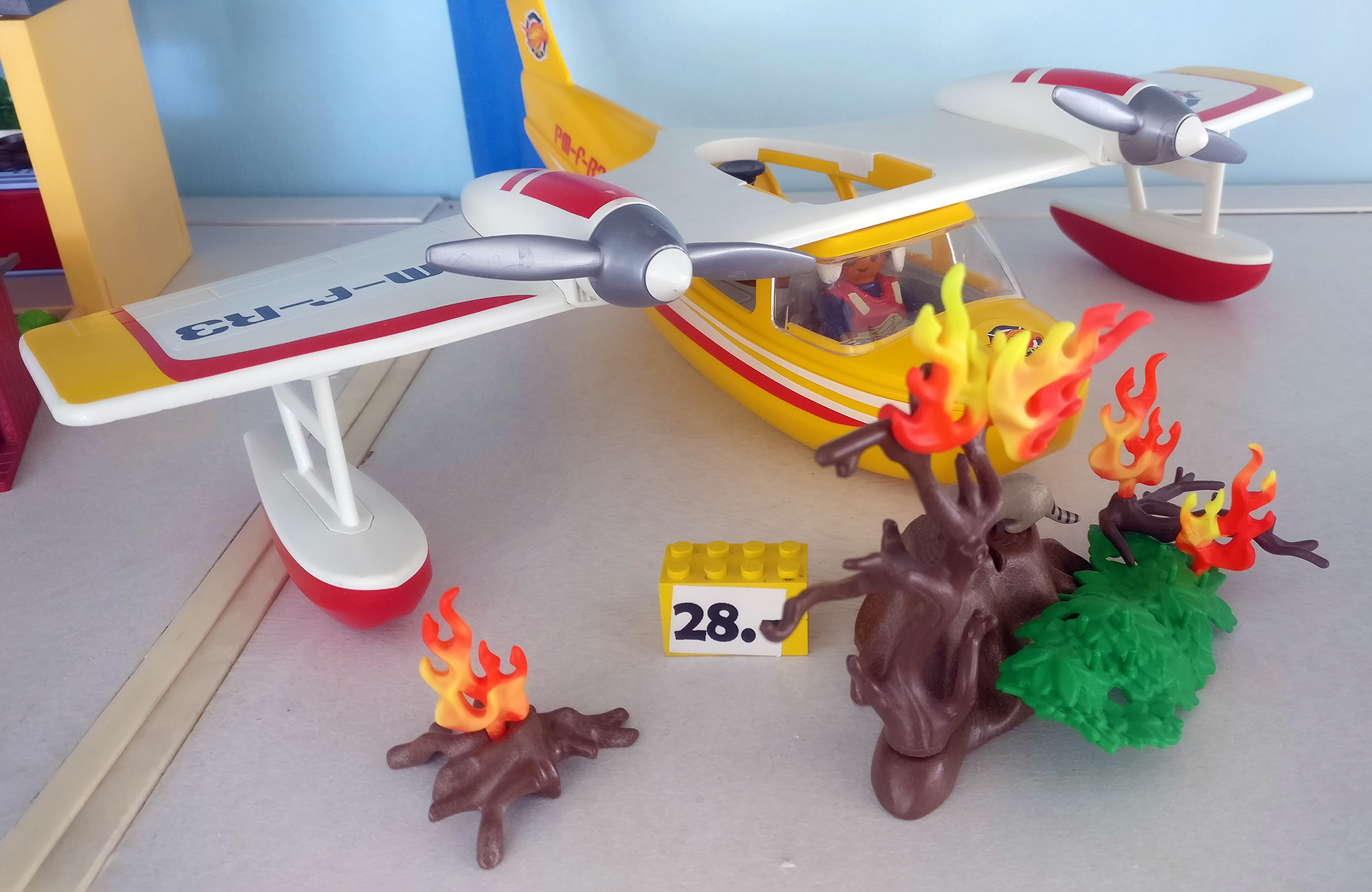 Playmobil® 5560 Löschflugzeug (Get it @ PLAY-BAY.de)